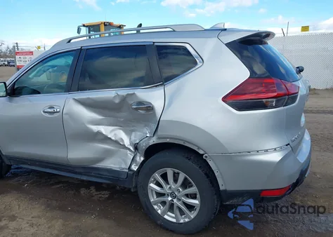 2018 Nissan Rogue Sv z USA, uszkodzony, nr VIN 5N1AT2MV0JC711254